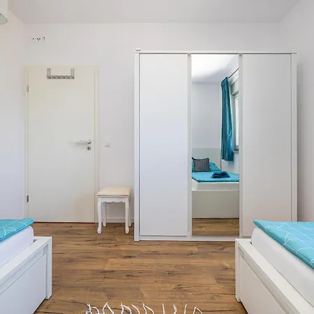 فيلة Maris With Private Pool Sveti Vid-Miholjice